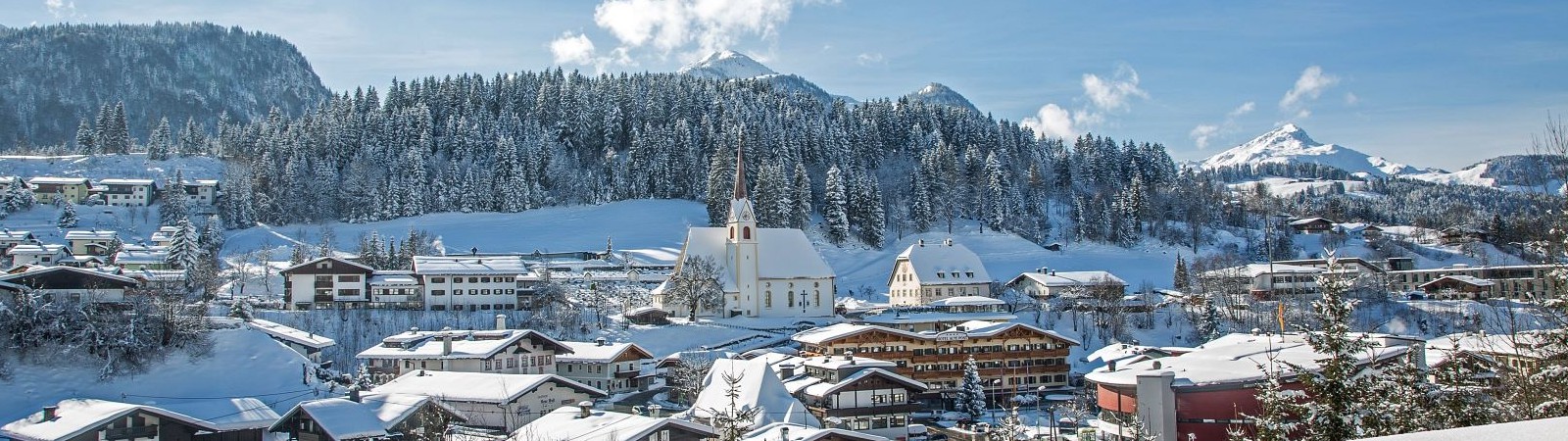 Het dorpje Fieberbrunn in de winter